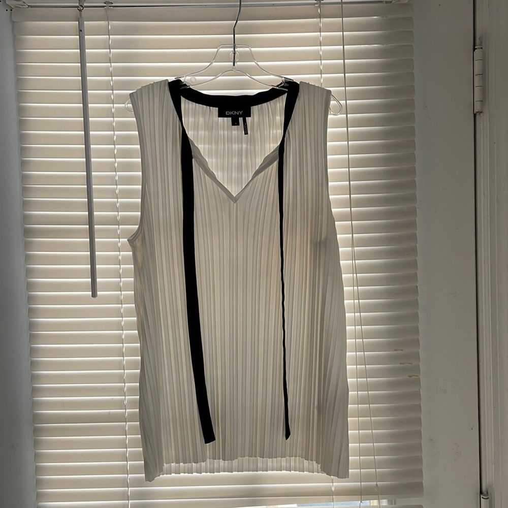 Womens DKNY black and white blouse